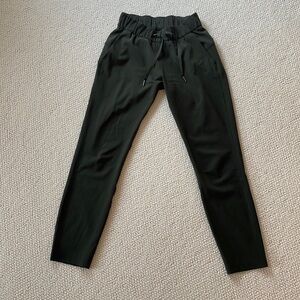 Lululemon pant perfect condition